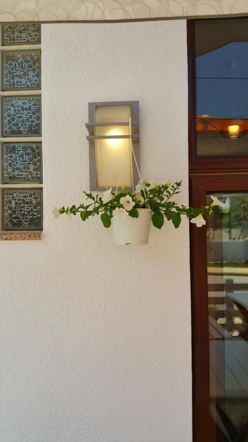 Family Hotel Haruni Ksamil Kültér fotó